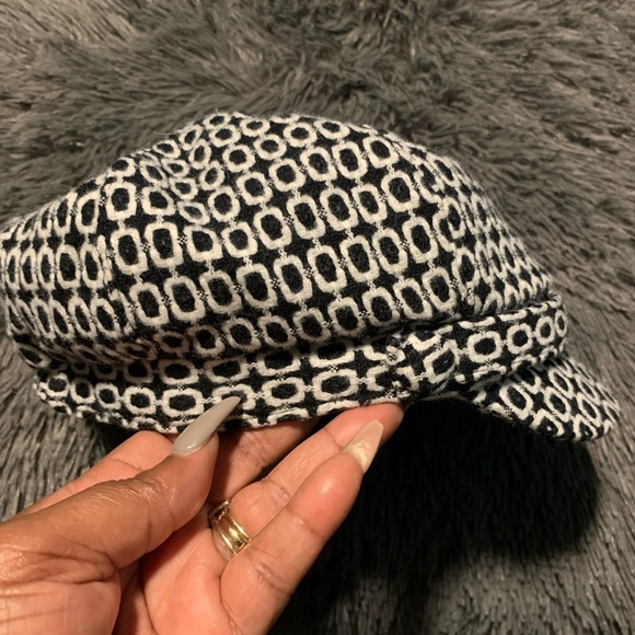 Manhattan Co Flat Hat🌷 - Picture 3 of 4